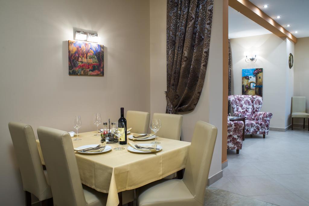 Garni Hotel Semlin B&B Belgrado Esterno foto