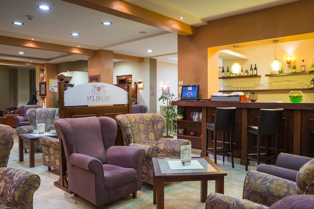Garni Hotel Semlin B&B Belgrado Esterno foto