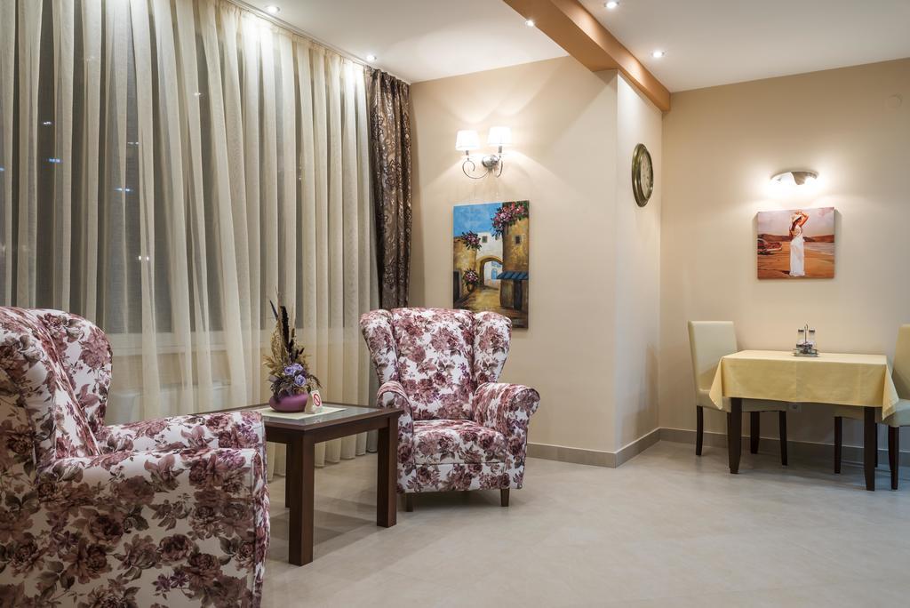 Garni Hotel Semlin B&B Belgrado Esterno foto