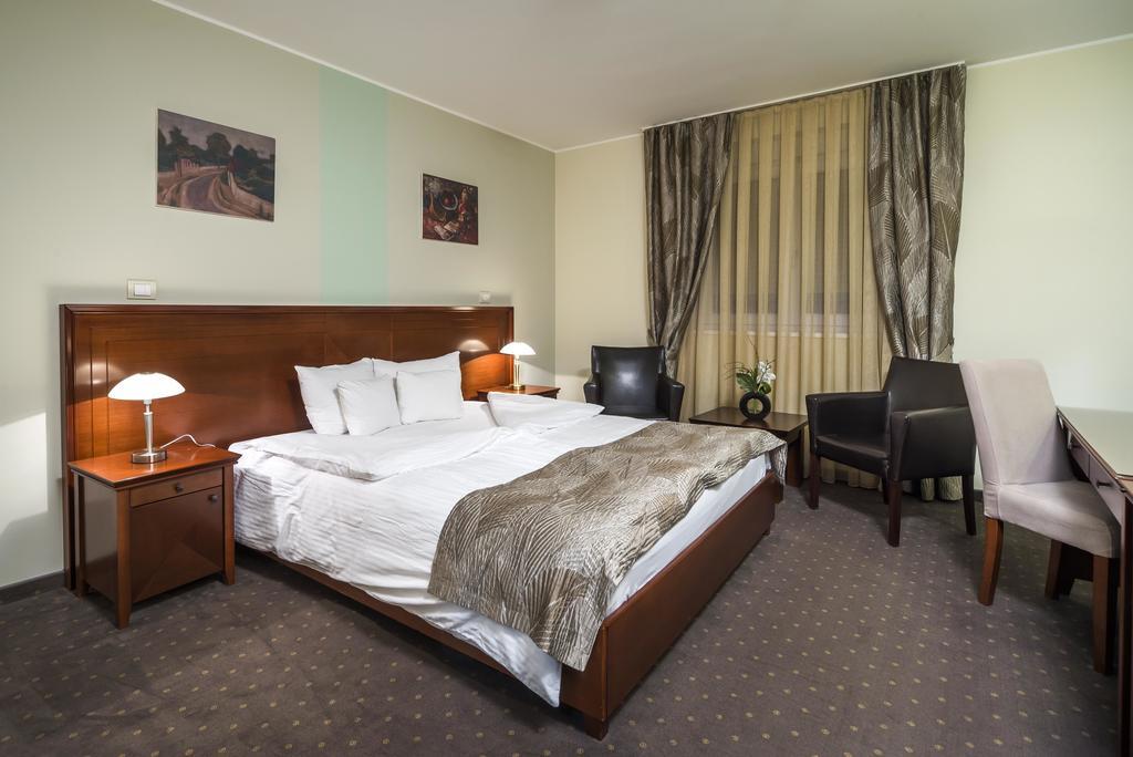Garni Hotel Semlin B&B Belgrado Camera foto