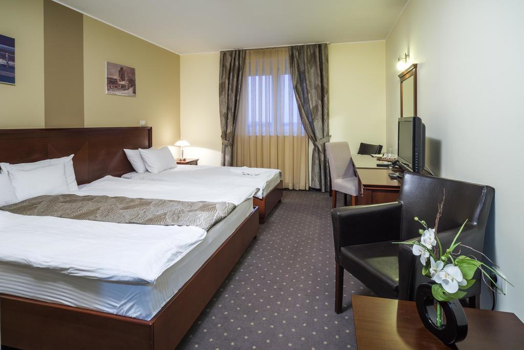 Garni Hotel Semlin B&B Belgrado Camera foto